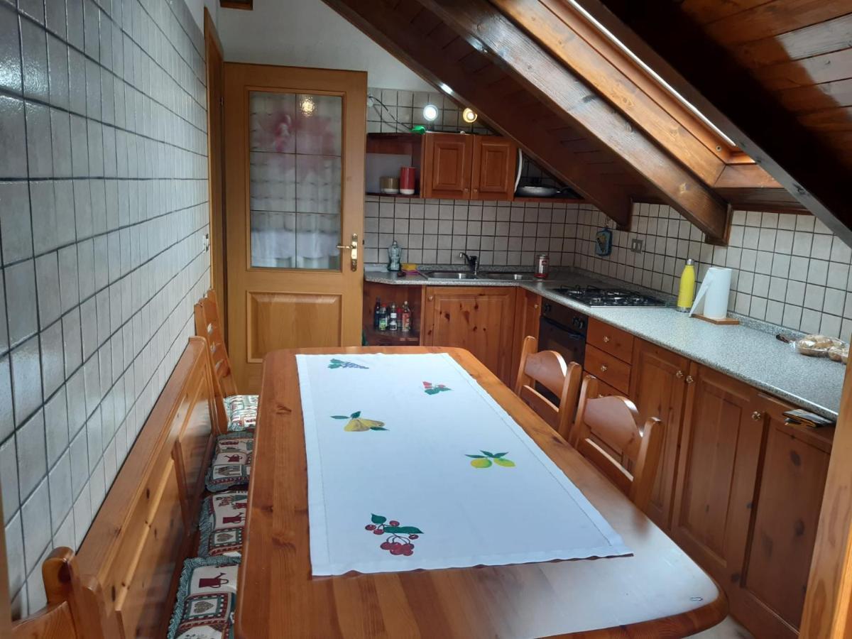 Mansarda Erika - appartamento Zovello Bagian luar foto